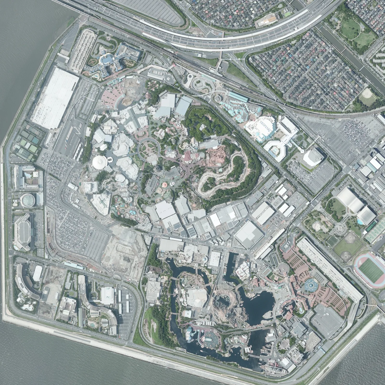 上空から見た東京ディズニーリゾート